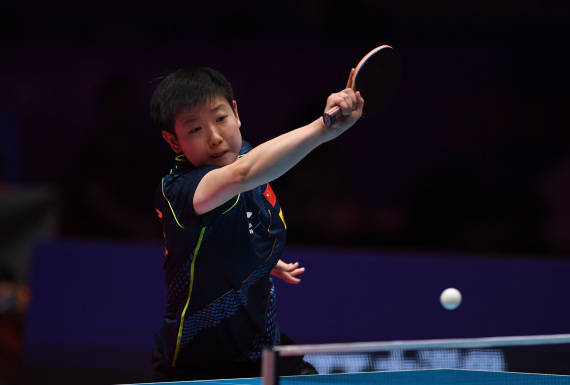 媒体人：李贤重几乎以一己之力摧毁中国男篮的外线防守